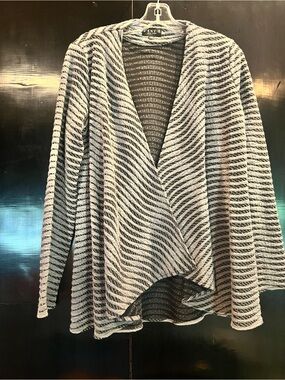 Striped Open-Front Cardigan Sweater in Black and White